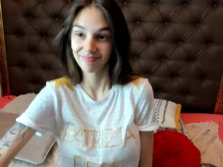 Fallingdevil Busty whore