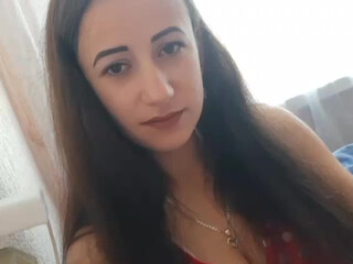 FlyFlower in just one bra found her long friend and immediately decided to use it.