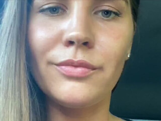 FocusGirl cute posing in fries