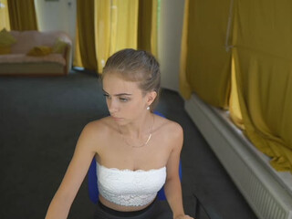 garem054 Lovely blond 2