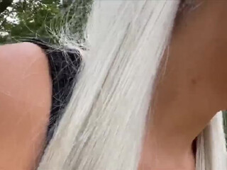 HotBabeXXX wonderful mother pulls the cap with her fingers