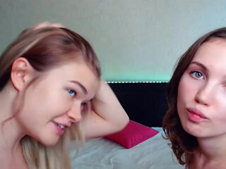 KatiaKagell put two fingers into her anus