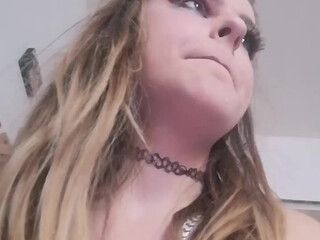 kaytiffany luxurious bitch in no hurry to undress