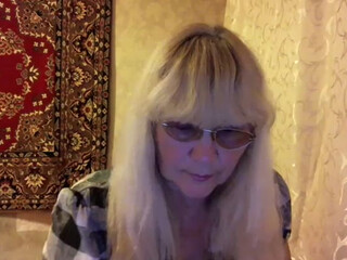 Kleopatra675 cheeky mother