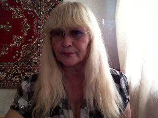 Kleopatra675 graceful bitch masturbates pussy