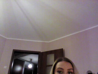 KoKo21 broken pink cunt