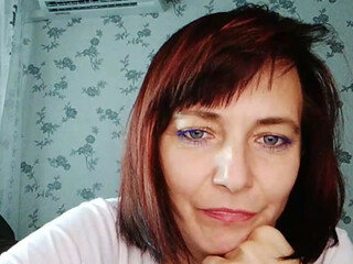 KoshkaKissES Charming Kral