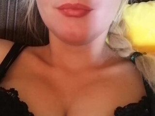 LeraZay erotic gymnast effectively changes poses