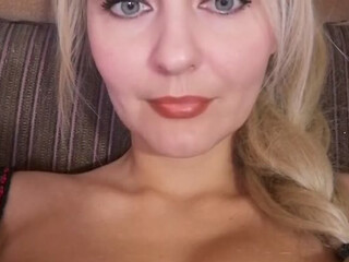 LeraZay pretty girl fucks her cap
