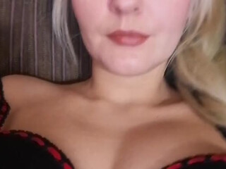 LeraZay Redheaded chick