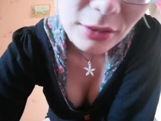 M1Lana adorable chick pulls vagina