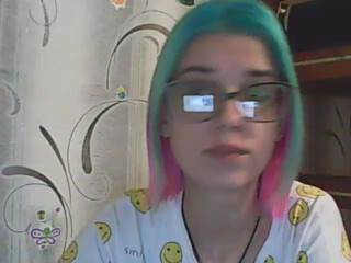 malvinella sexy chick caresses pussy and nipples