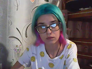 malvinella spicy trash fucks herself with a dildo