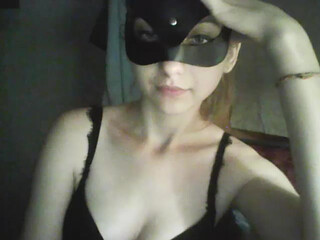 Milesta2 slim mulatto dancing erotic dance