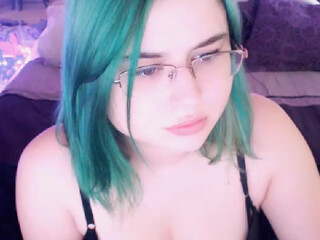 MolliaJany charming takes off the dress