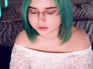 MolliaJany with a toy