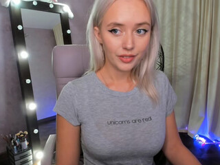 PrettieKate Obstinate wench