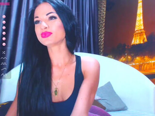 poshno1 but does not show face