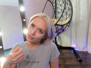 PrettieKate Blonde bix