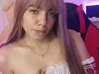 sarah collinok Curly chick