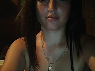 Sladenbkaya luxurious swell shows off her breasts