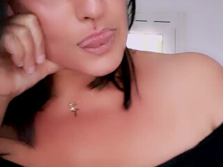 soniaextra mature bbw fucks both holes