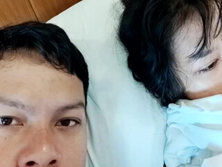 Sub Suzy Chic schoolgirl