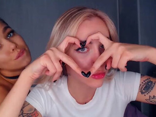 TonsyKaprina impressive babe fucks anus