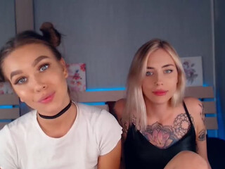 TonsyKaprina lonely bitch delivers visual delight