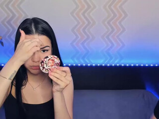 Valensiaeliza gorgeous chick fucks pussy with phallus