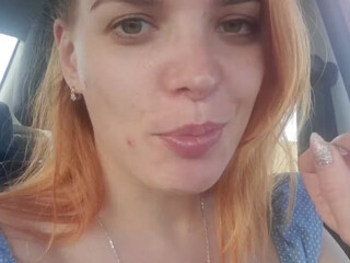 Verahairy luxurious lady boldly hammering her ass