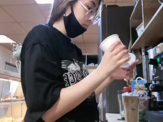 Yaeclipseee slutty bitch masturbates cunt