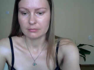 YourSpell Extravagant brown-haired woman