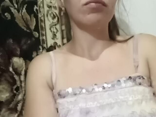 yyuulliiaaa amazing skin fucks the pussy