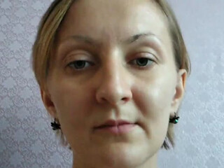 Zarevna sexy chicks twirl big butts