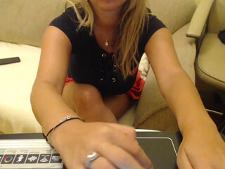 zumba girl naughty slut fucks anus phallus