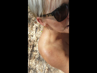 sexymatureaussielady manyvids onlyfans adult skin masturbates with fingers