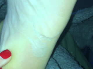 aidrafoxx manyvids onlyfans lustful babe caresses herself with fingers