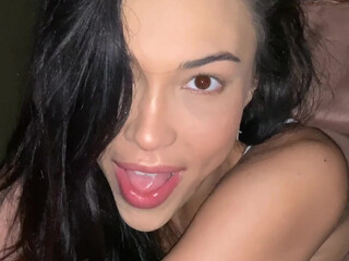 raineyjames manyvids onlyfans lustful slut fucks her pussy with a phallus