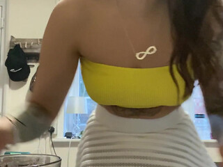 gthatass manyvids onlyfans runet wriggles in front of webcam