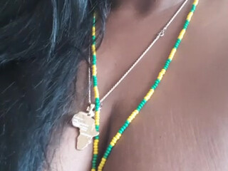 aryanastarr manyvids onlyfans juicy bitch caresses the clitoris