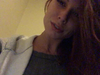 aidrafoxx manyvids onlyfans cumming heavily before webcam