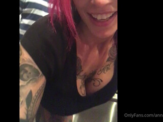 annabellpeaksxx manyvids onlyfans crazy bitches lick pussy