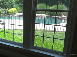 annabellpeaksxx manyvids onlyfans Adorable mare