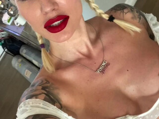 vikingbarbietv manyvids onlyfans gorgeous passion fucks both holes at once