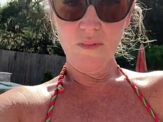 mrssiren manyvids onlyfans ardent beauty fondles intimate places