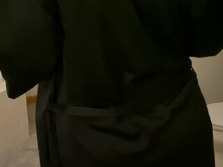 ambernova manyvids onlyfans amazing confused licks nipples