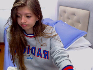 emma_host chaturbate charming finger jerking off