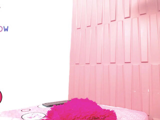 briana_wells_ chaturbate lush harlot jerks off a broken vagina