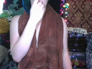 average_girl222 chaturbate attractive chick is pounded with a bottle in the ass.